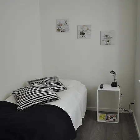 Ab Centrum Bed Without Breakfast Konukevi 3*